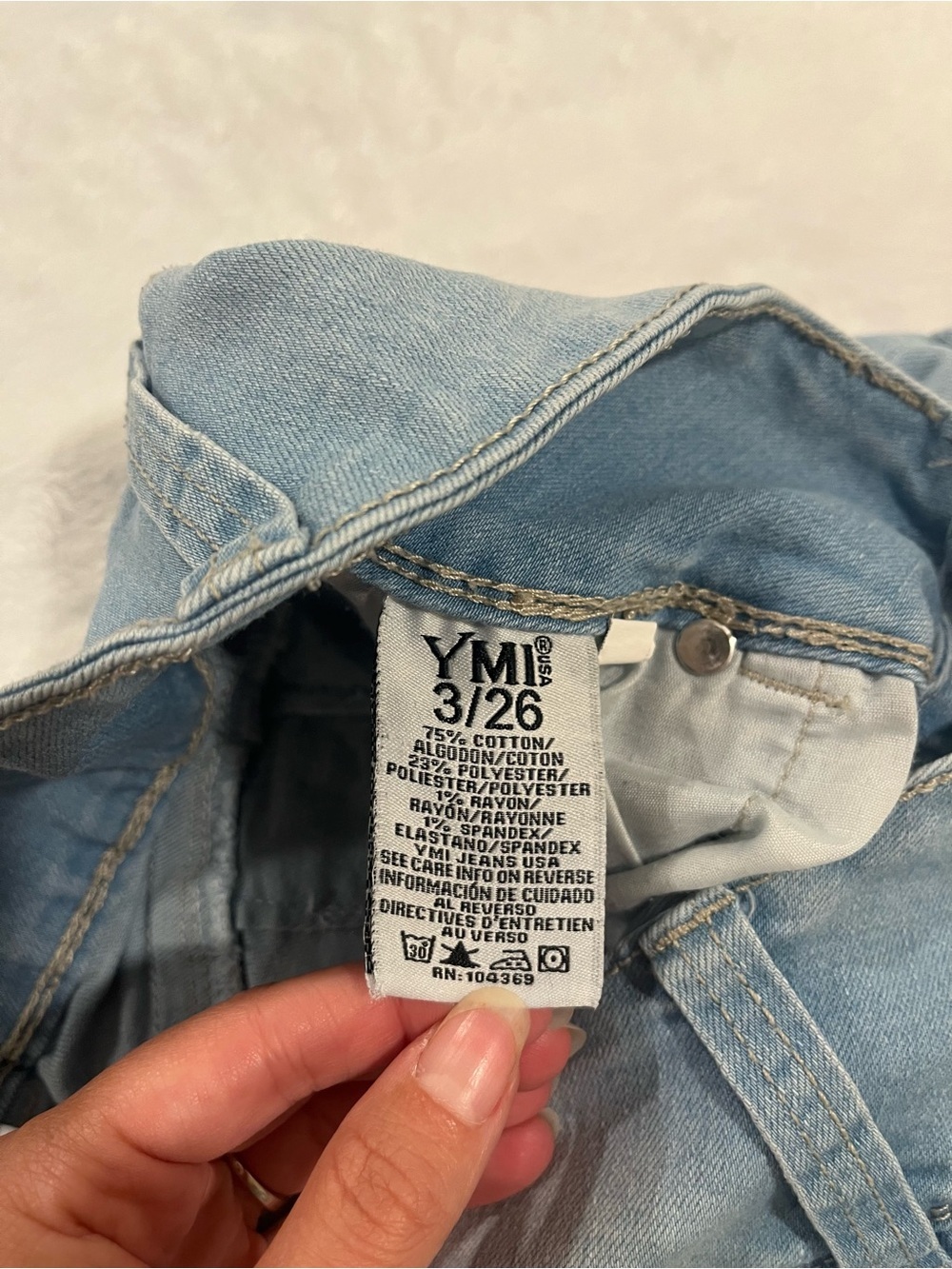 YMI Wanna Betta Butt High Rise Distressed Denim Shorts - Size 3/26 Juniors - Picture 5 of 8
